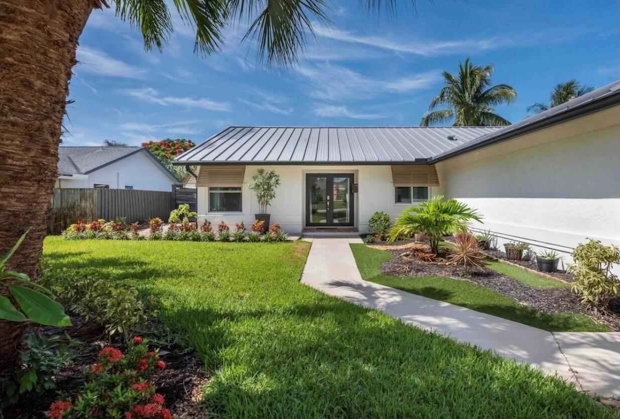 Enfield Rd, Delray Beach, FL 33444