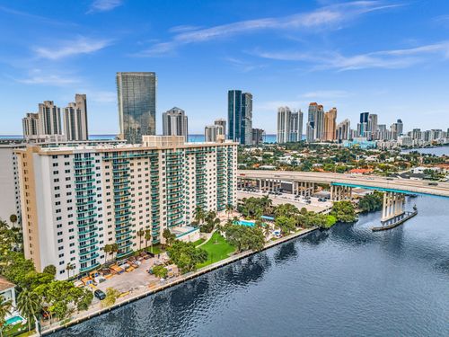 ph-6-19390 Collins Ave, Sunny Isles Beach, FL, 33160-2200 | Card Image