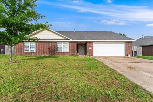1329 Homestead Ln, West Fork, AR, 72774-3238 | Card Image