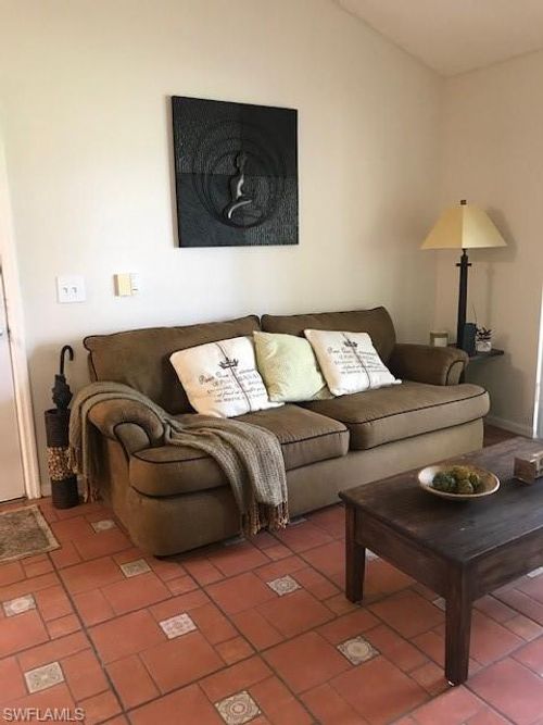 202-1170 Wildwood Lakes Blvd, NAPLES, FL, 34104 | Card Image