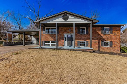 714 Cypress St, Newburgh, IN, 47630-1318 | Card Image