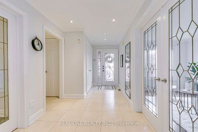 3401 Water Lily Crt, House other with 4 bedrooms, 4 bathrooms and 6 parking in Mississauga ON | Image 3