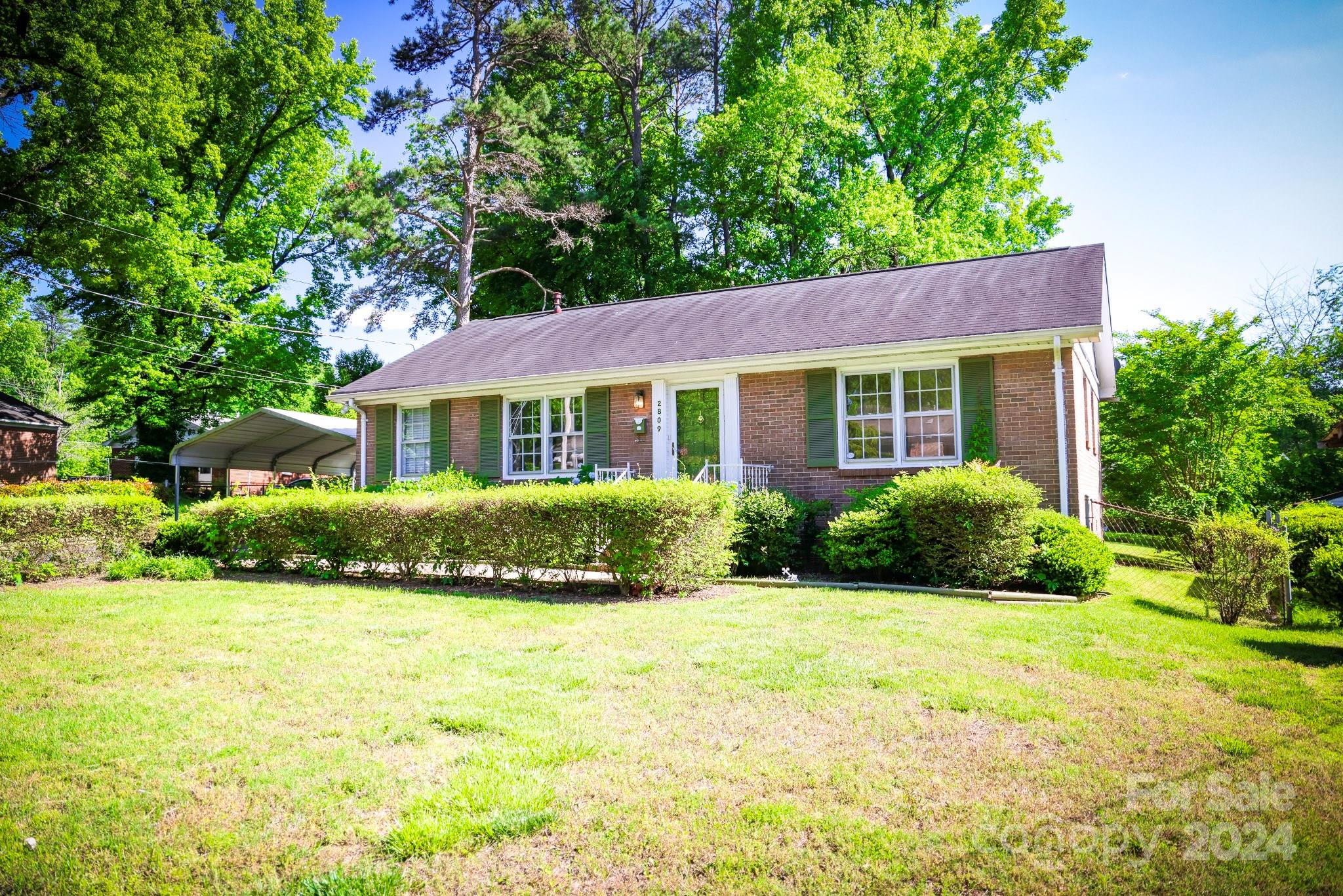Markland Dr, Charlotte, NC 28208