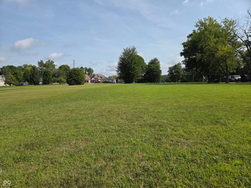 374 W Oneida Trl, Greensburg, IN, 47240-7870 | Card Image