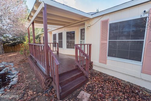 5590 Paullo Ln, Sun Valley, NV, 89433-7469 | Card Image