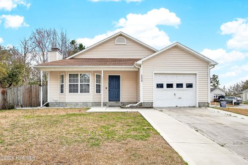 2030 Derby Run Rd, Jacksonville, NC, 28546-6961 | Card Image