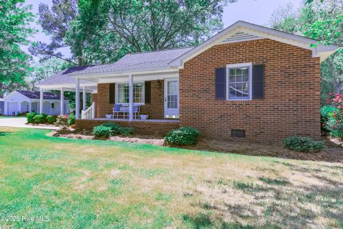 113 W Church St, Beulaville, NC, 28518-6676 | Card Image