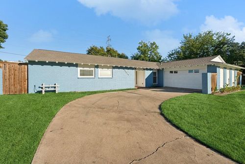 15641 Terrace Lawn Cir, Dallas, TX, 75248-4236 | Card Image
