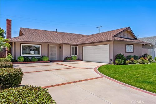 15311 Rushmoor Ln, Huntington Beach, CA, 92647-3022 | Card Image