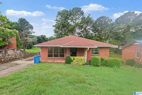 6536 Cherokee Dr, FAIRFIELD, AL, 35064-1703 | Card Image