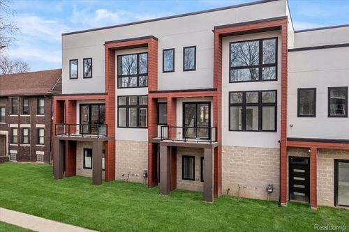 unit-4-8744 Second Avenue, Detroit, MI, 48202 | Card Image