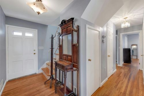 119 Goldens Bridge Rd, Katonah, NY, 10536-3441 | Card Image