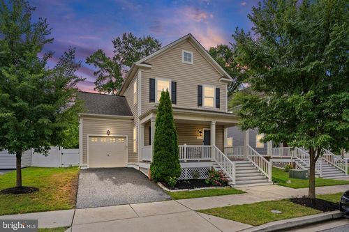 1621 Renaissance Dr, BALTIMORE, MD, 21221-2624 | Card Image