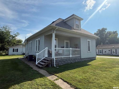 321 W Avenue F, Lewistown, IL, 61542-1626 | Card Image