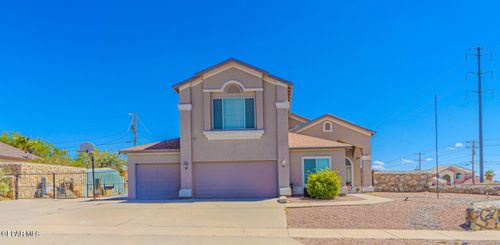 500 Gina Vega Dr, Canutillo, TX, 79835-8303 | Card Image