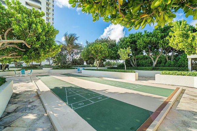 APT-11C - 5070 N Ocean Dr, Condo with 2 bedrooms, 2 bathrooms and null parking in Riviera Beach FL | Image 23