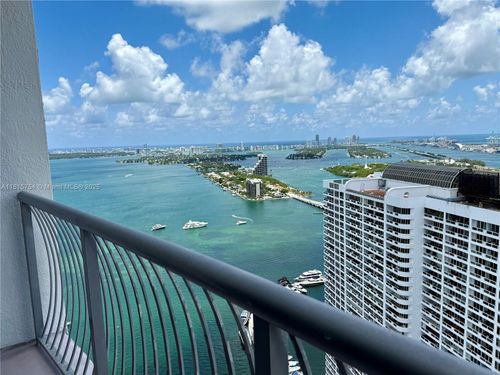 apt-4604-1750 N Bayshore Dr, Miami, FL, 33132-3218 | Card Image