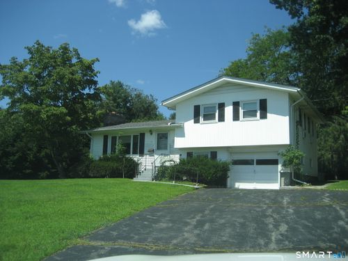 17 Deerbrook Rd, Norwich, CT, 06360-5203 | Card Image