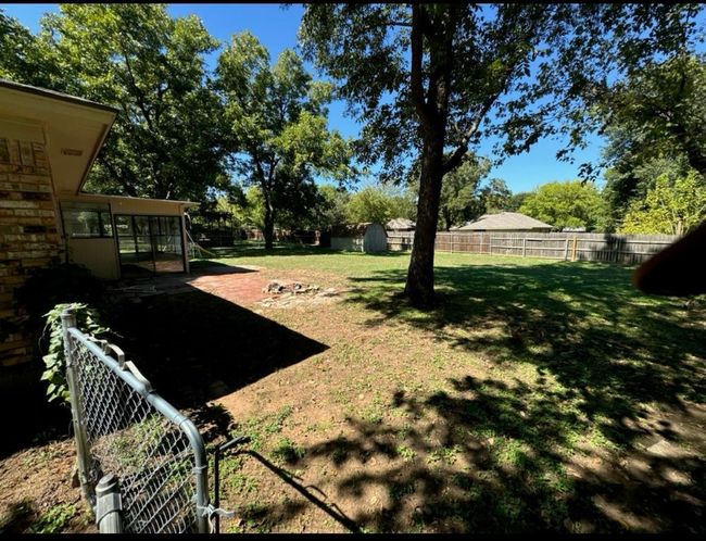 616 E Main St, House other with 3 bedrooms, 2 bathrooms and null parking in Pilot Point TX | Image 11