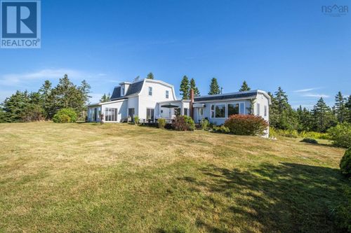 22-1 Ostrea Lake Rd, Ostrea Lake, NS, B0J2L0 | Card Image