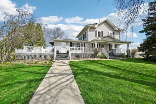 2859 51st St, Walker, IA, 52352-9216 | Card Image