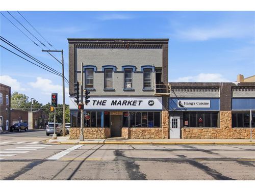 545 Broadway St S, MENOMONIE, WI, 54751-1825 | Card Image