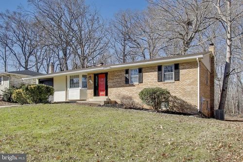 9808 Williamsburg Dr, UPPER MARLBORO, MD, 20772-4454 | Card Image