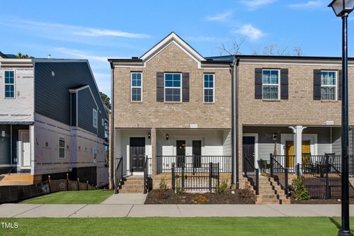 527 Forestville Road, Wake Forest, NC, 27587 | Card Image