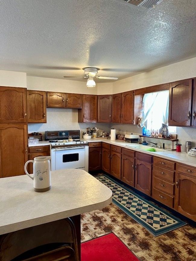 500 W F St, House other with 3 bedrooms, 1 bathrooms and null parking in Monahans TX | Image 7