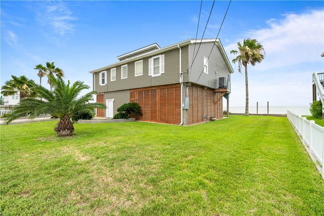 110 Bayshore Dr, House other with 2 bedrooms, 2 bathrooms and 3 parking in Ingleside TX | Image 31