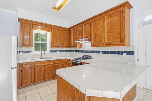 b-7839 Goode St, Houston, TX, 77012-1528 | Card Image