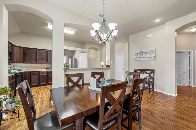 507 Navajo Trl, House other with 3 bedrooms, 2 bathrooms and 2 parking in McGregor TX | Image 15