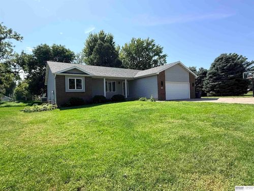 511 Eagle Lane, Underwood, IA, 51576 | Card Image