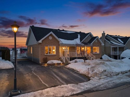 1645 Av. Roland-Salvail, Saint Hyacinthe, QC, J2S9E7 | Card Image