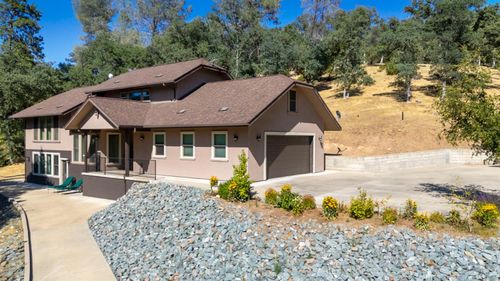 1039 Vinyard Terrace, Murphys, CA, 95247 | Card Image