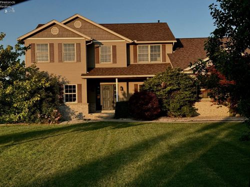 1891 S Sanbay Dr, Port Clinton, OH, 43452-9082 | Card Image