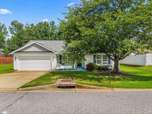 613 Drew St, Greenville, SC, 29617-6769 | Card Image
