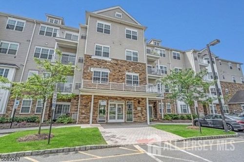 336 Pond Ln, Piscataway, NJ, 08854-7400 | Card Image