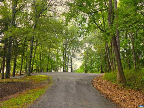 22 Mountain Laurel Rdg, CHARLOTTESVILLE, VA, 22903 | Card Image