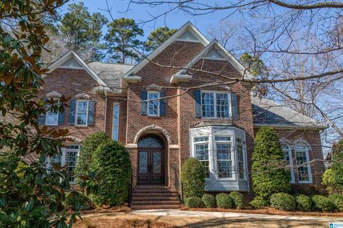 2547 Woodfern Cir, HOOVER, AL, 35244-1467 | Card Image