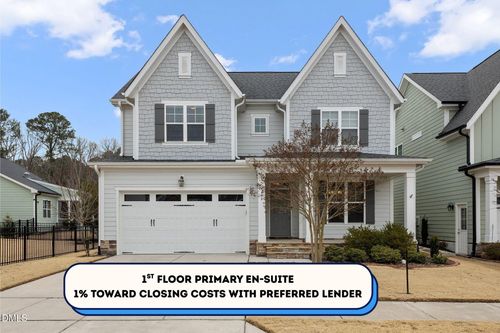 648 Future Islands Way, Wendell, NC, 27591-4404 | Card Image