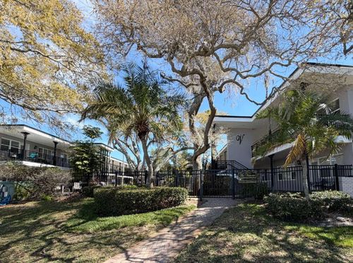 23-1101 Victoria Dr, Dunedin, FL, 34698-5753 | Card Image