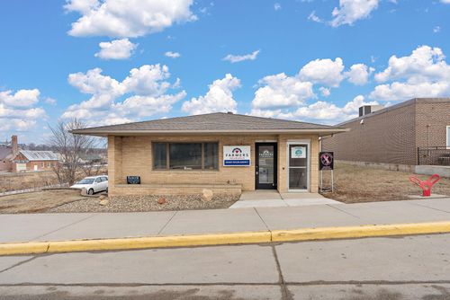 101 S Main St, Pine Island, MN, 55963-7552 | Card Image