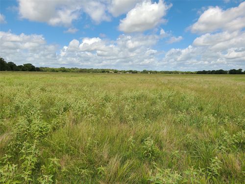 2245 Oakland Rd, Schulenburg, TX, 78956-5293 | Card Image