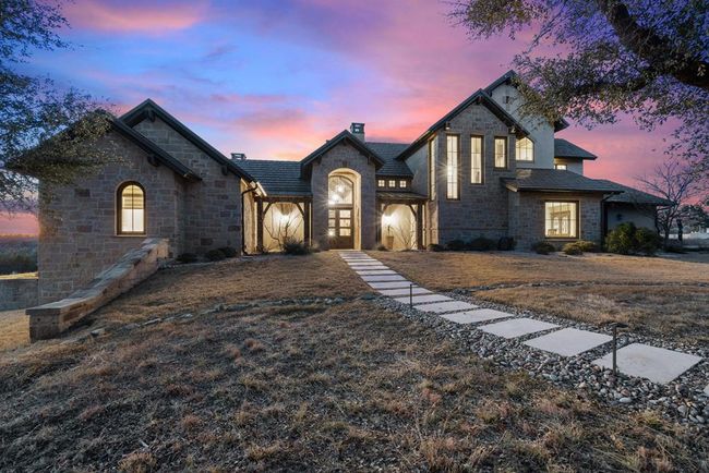 Stunning home on Boot Ranch Estate Lot | Image 51