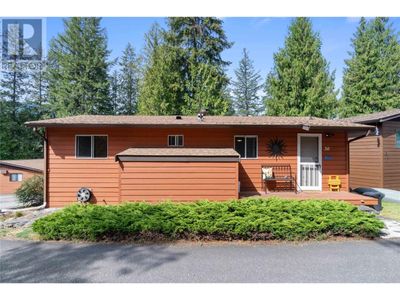 30 - 202 Highway 97 A, House other with 2 bedrooms, 1 bathrooms and null parking in Sicamous BC | Image 2