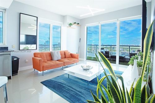 apt-2001-60 Sw 13th St, Miami, FL, 33130-4350 | Card Image