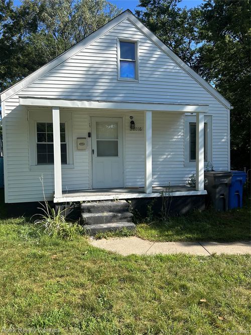 26016 Stanford St, Inkster, MI, 48141-3286 | Card Image