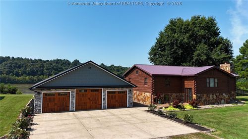 169 Ohio St E, Ravenswood, WV, 26164-6106 | Card Image
