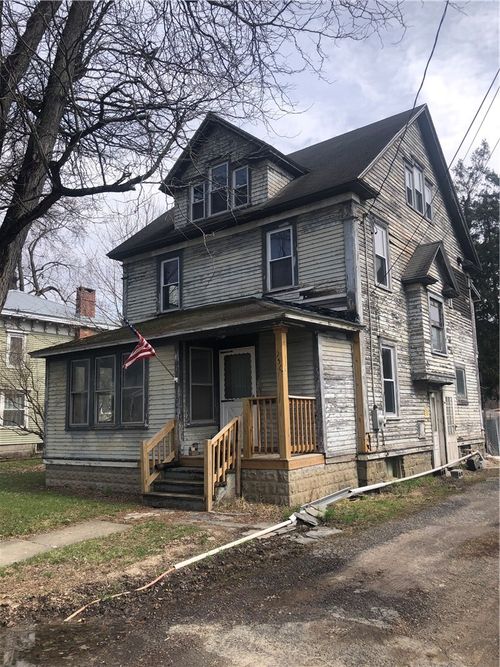 956 Main St, Locke, NY, 13092-3336 | Card Image